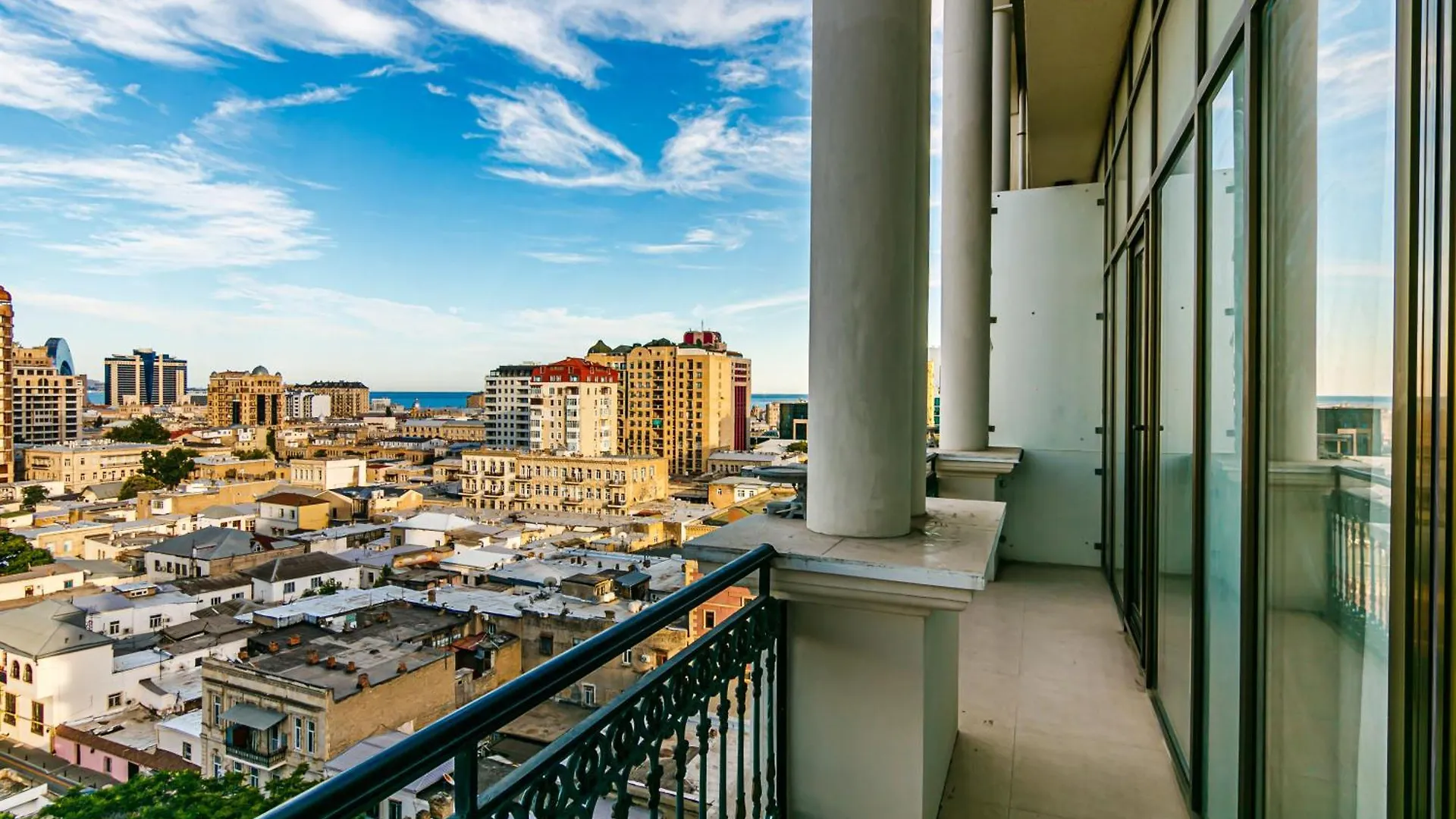 Luxury Apartment On Marioot Palace Baku Azerbaïdjan
