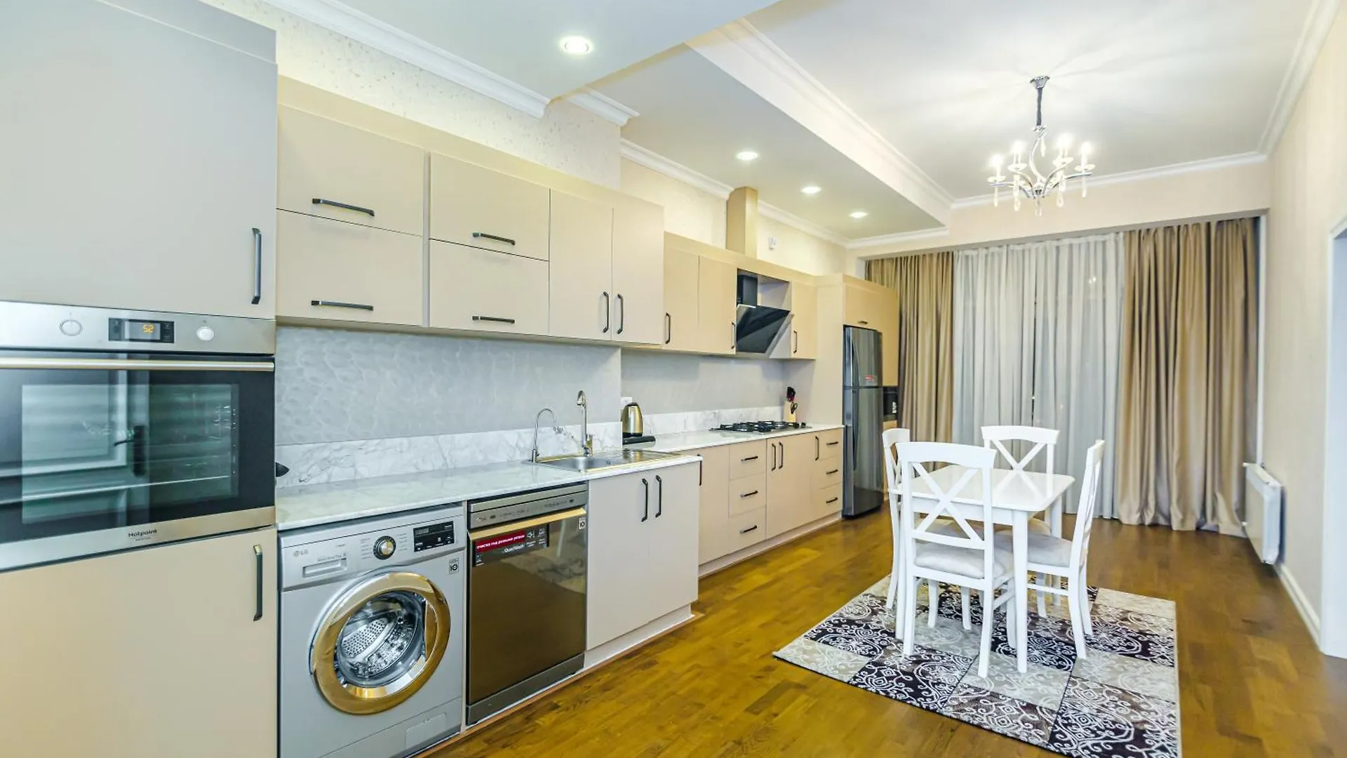 Luxury Apartment On Marioot Palace Baku Azerbaïdjan