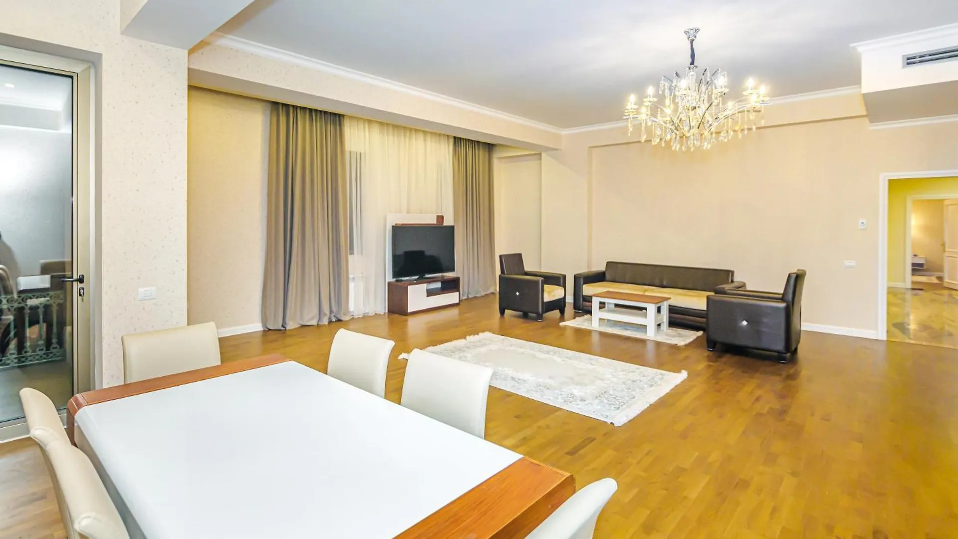 Appart hôtel Luxury Apartment On Marioot Palace Baku